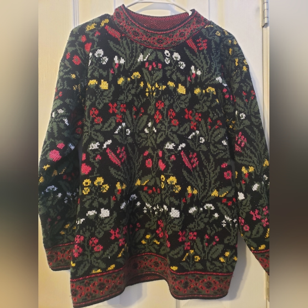 Flower sweater